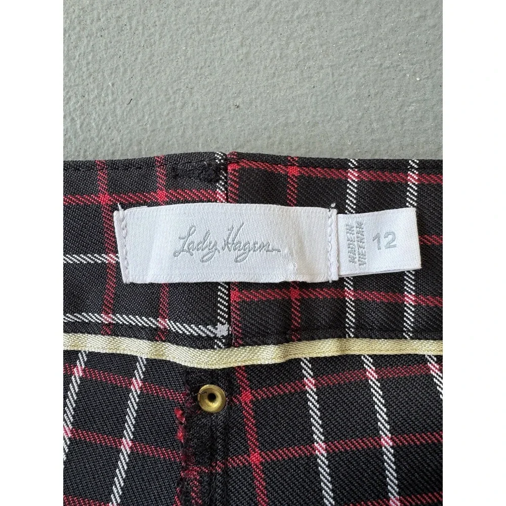 Lady Hagen Twilight Golf Shorts Women's Size 12 Black‎ Red Plaid Preppy Sporty